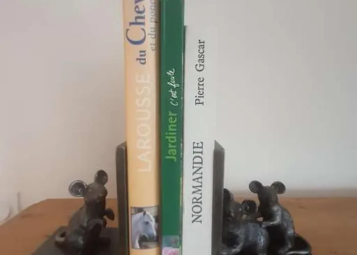 Le Pressoir De Mon Pere Vor Den Toren Von Honfleur By Interhome Holiday home Foulbec